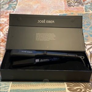 Jose Eber hair straightener